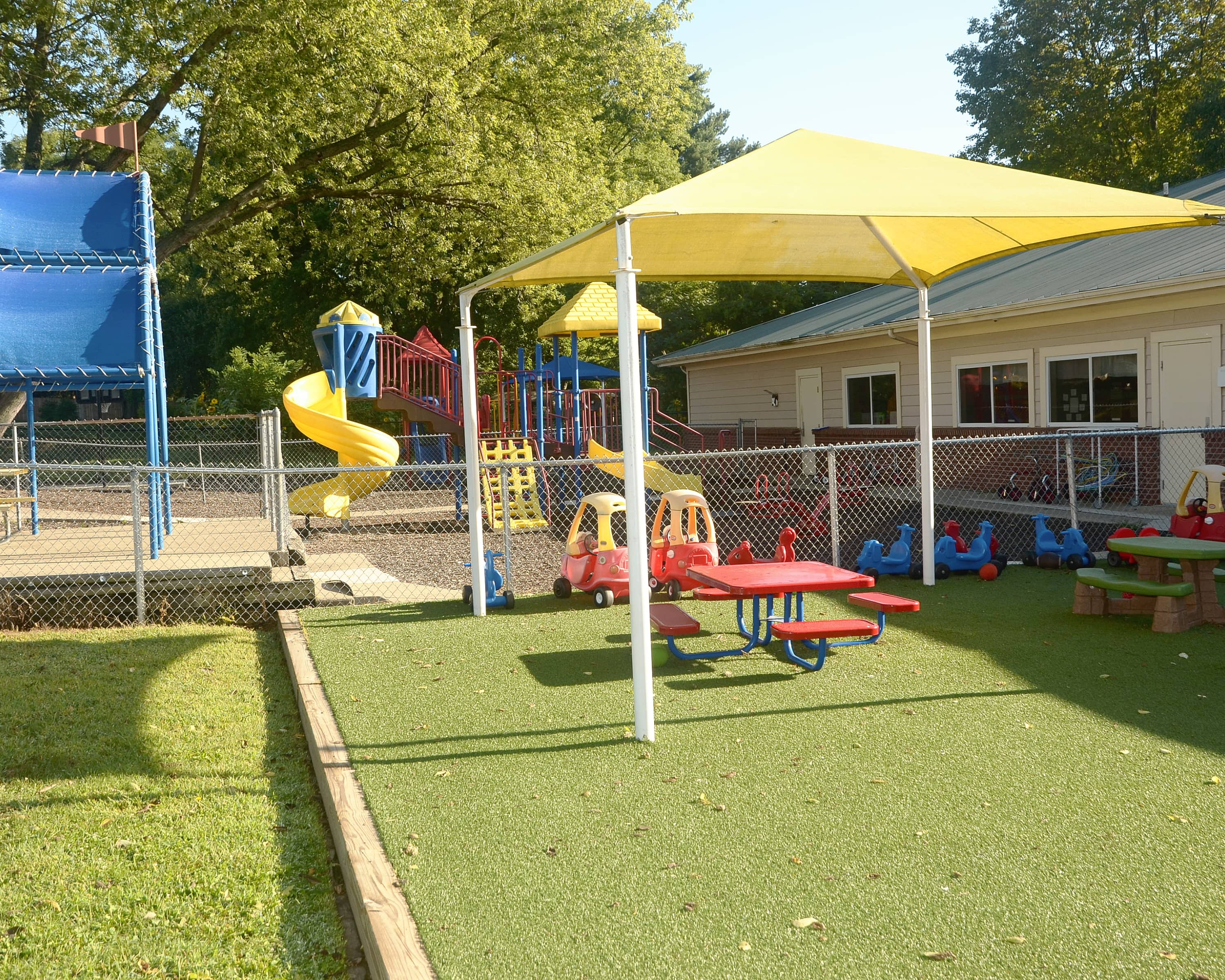 La Petite Academy of Beavercreek in Beavercreek, OH 17 Appleblossom